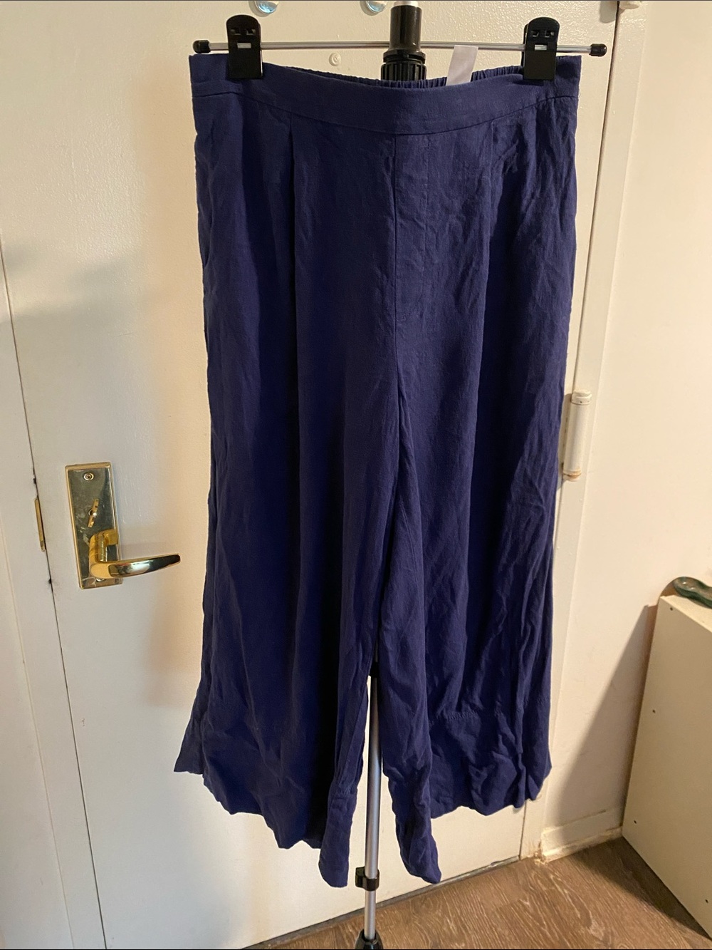 Banana Republic Deep Navy linen wide leg pants